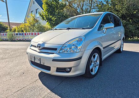 Toyota Corolla Verso 2.2 D-CAT Sol --- 1.HAND --- AHK