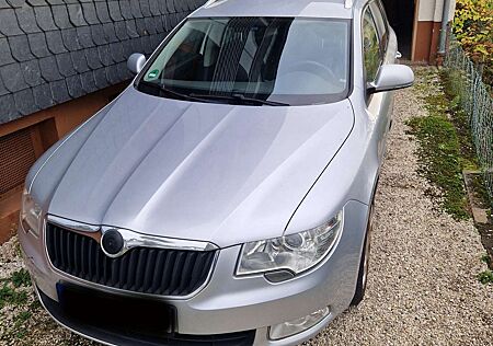 Skoda Superb Combi 1.8 TSI DSGActive