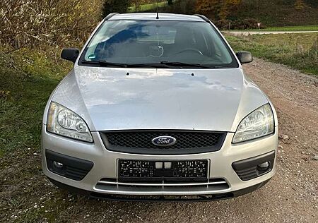 Ford Focus 1.6 Benzin Tüv Neu 10.2026