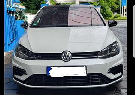 VW Golf Volkswagen R 4Motion (BlueMotion Technology) DSG