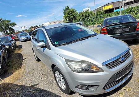 Ford Focus 1.8 Tüv bis Mai 2026