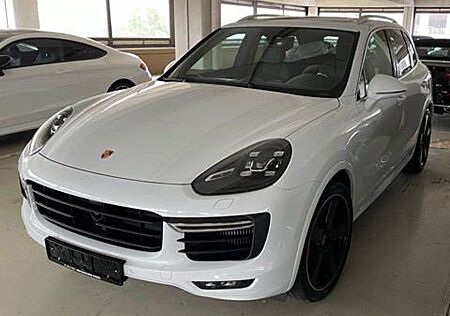 Porsche Cayenne GTS Tiptronic S