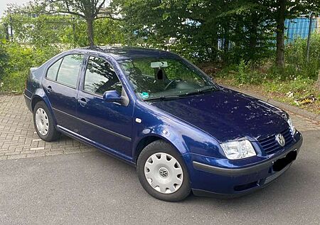 VW Bora Volkswagen 1.6