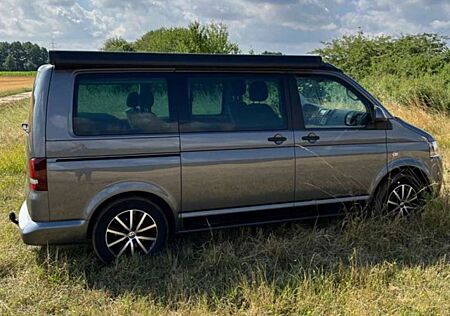 VW T5 California Volkswagen Beach Edition