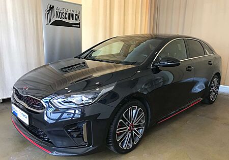 Kia Pro_ceed ProCeed / pro_cee'd 1.6 T-GDI GT / Allwetterreifen / PANO / TEILLEDER