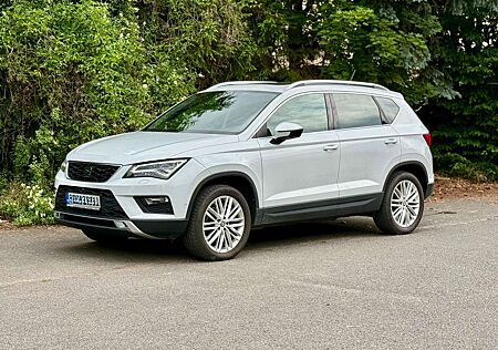 Seat Ateca Xcellence 4Drive 2.0 TDI+360+AHK+ACC+CARPLAY+PANO+