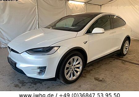 Tesla Model X Long Range Kamera 20" LED Navi CCS