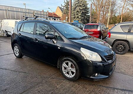 Toyota Verso Basis*TUV NEU* AHK*7 SITZE*