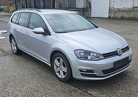 VW Golf Variant Volkswagen Comfortline BMT
