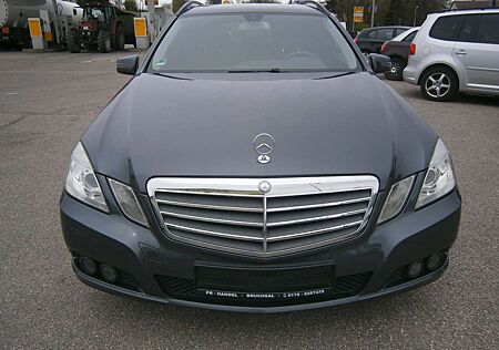 Mercedes-Benz E 200 CDI BlueEfficiency*PDC*SH*NAVI*LMF-18*BC*