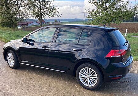 VW Golf Volkswagen VII 5-Türer 1.2 TSI Cup