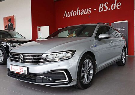VW Passat Variant Volkswagen 1.4TSI GTE ACC Kamera AHK Massage