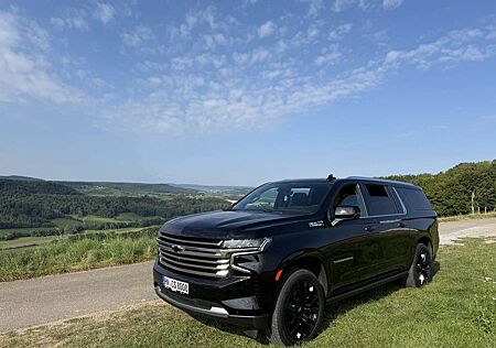 Chevrolet Suburban High Country , 6,2 l, V8,AHK,Luftfed.4 WD .Panor D