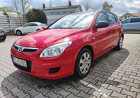 Hyundai i30 Classic Tüv10/23 Klima