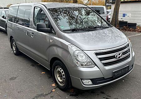 Hyundai H-1 Travel Trend~LEDER~NAVI~8 SITZER~AHK