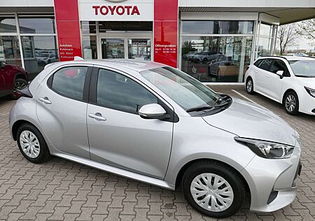 Toyota Yaris Comfort MT*KAMERA*ACC*DAB