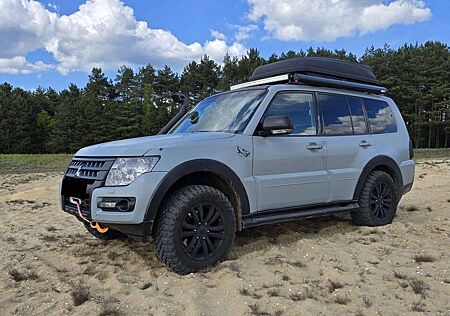 Mitsubishi Pajero 3.2 DI-D Automatik Instyle