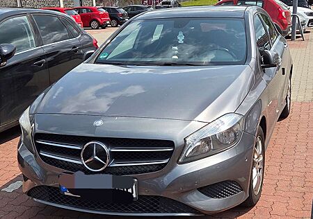 Mercedes-Benz A 180 2Style
