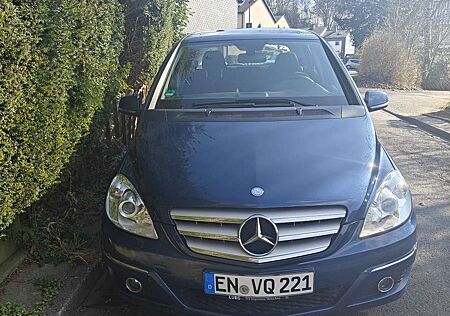 Mercedes-Benz B 200 CDI (245.208)
