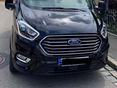 Ford Tourneo Custom Tourneo Custom 320 L2H1 VA Autm. Titanium X