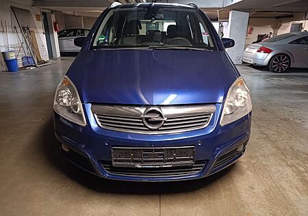 Opel Zafira 1.8 Edition
