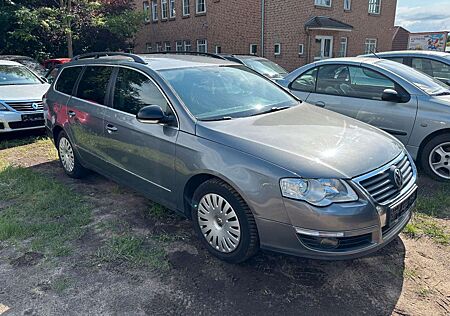 VW Passat Variant Volkswagen Comfortline, Automtik! AHK!