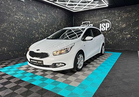 Kia Cee'd Ceed / /2HND/BLUE/LENKHZ