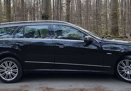 Mercedes-Benz E 250 CDI BlueEfficiency (212.203)
