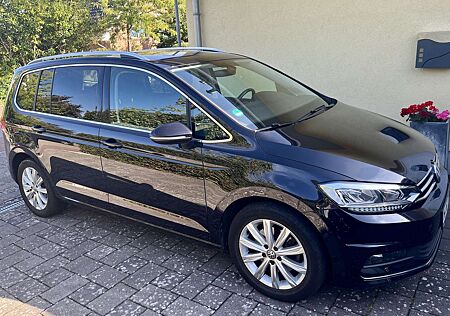 VW Touran Volkswagen 1.4 TSI (BlueMotion Technology) DSG Highline