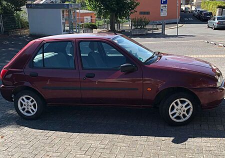 Ford Fiesta +Style+Family