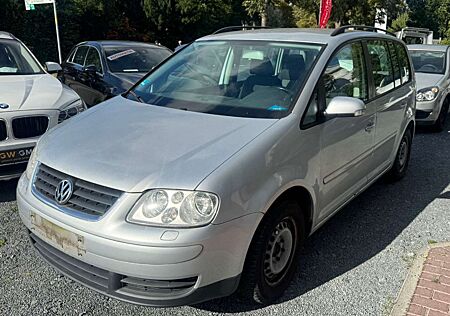 VW Touran Volkswagen 2.0 TDI KLIMAA NAVIGATION SHZ EURO-4 SERVO Goal