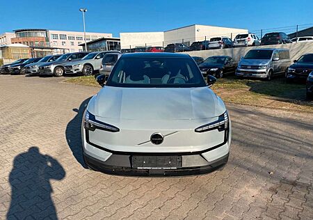 Volvo EX30 Ultra 2WD Pure Electric