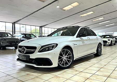 Mercedes-Benz C 63 AMG *PERFORMANCE*SPORTABGAS*
