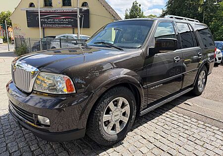 Lincoln Navigator NAVIGATOR 5,4L V8 4x4*AUT.*LEDER*EGSD*7-SITZE*