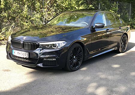 BMW 520 d M- Paket, Glasdach, Checkheft