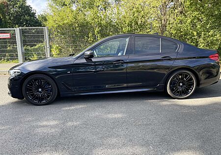 BMW 520 d M- Paket, Glasdach, Checkheft