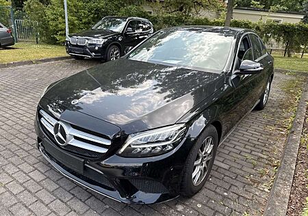 Mercedes-Benz C 180 C180 Limousine 9G LED NAVI KAMERA SHZ TEMPOMAT