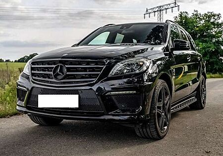 Mercedes-Benz ML 63 AMG 4Matic AMG SPEEDSHIFT 7G-TRONIC