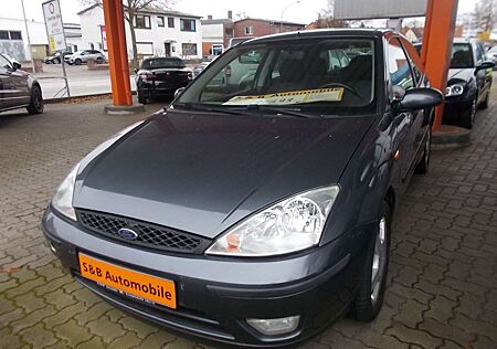 Ford Focus Lim. Futura TÜV NEU