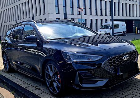 Ford Focus Turnier 2.3 EcoBoost S