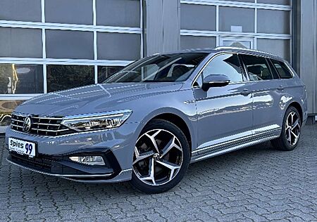 VW Passat Variant Volkswagen R-Line AHK Navi Matrix ACC Shz