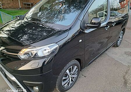 Toyota Pro Ace Proace Compact Family Comfort 1,5 ,Navi ,Kamera ,8-Sitze