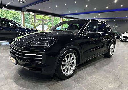 Porsche Cayenne FACELIFT MODEL /KAMERA /AHK / ACC/ 1HAND