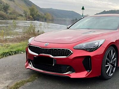 Kia Stinger 3.3 T-GDI AWD GT / Bastuck / 8-Fach
