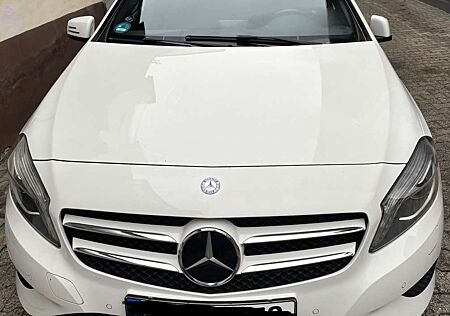 Mercedes-Benz A 180 gebraucht kaufen Mercedes-Benz A 180 BlueEfficiency 2Style 2.Hand