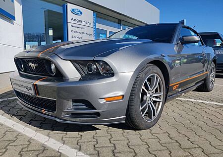 Ford Mustang Cabrio 5.0 V8 GT