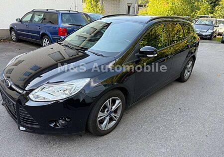 Ford Focus Turnier Sync Edition Automati,Navi,PDC,SHZ