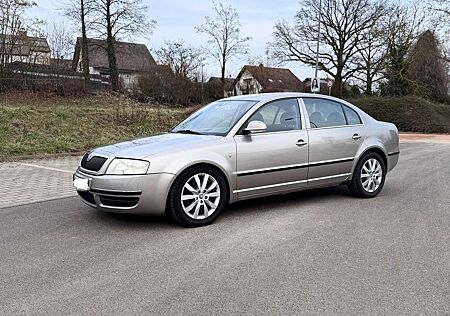 Skoda Superb 2.0 TDI DPF Elegance