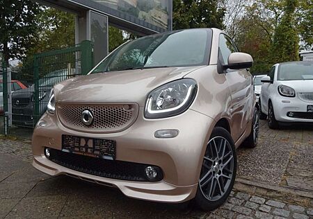 Smart ForTwo Coupe Brabus ,66 KW, Navi,Leder, LED, JBL