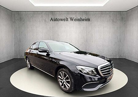 Mercedes-Benz E 200 E-KLASE°E200°HEAD-UP°360°WIDESCREEN°STANDHEIZUNG